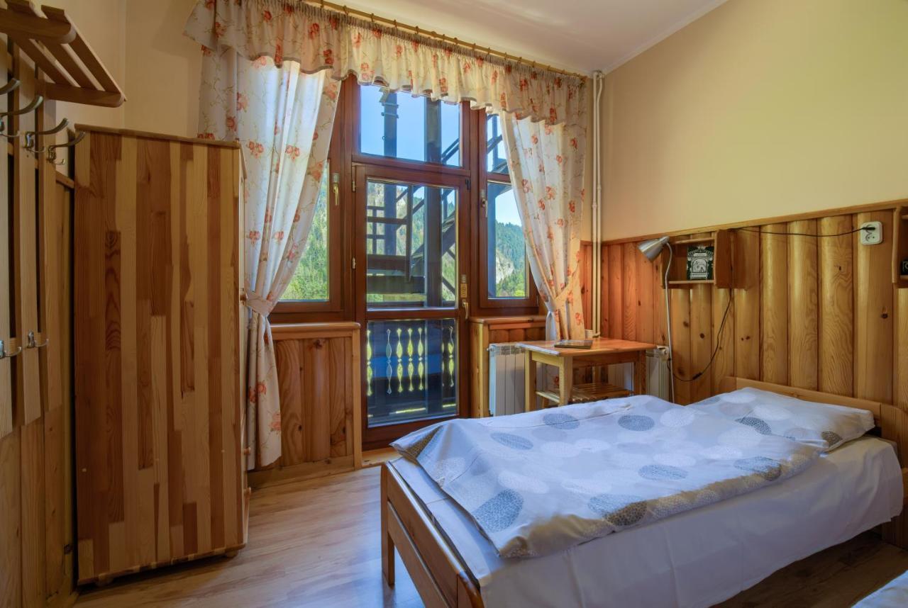 Schronisko Pttk Trzy Korony Bed and Breakfast Sromowce Niżne Εξωτερικό φωτογραφία