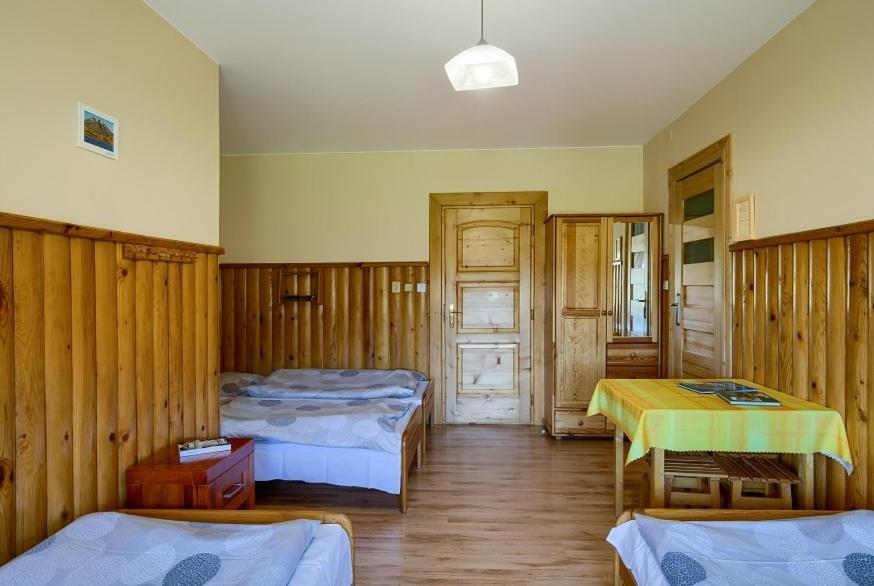 Schronisko Pttk Trzy Korony Bed and Breakfast Sromowce Niżne Εξωτερικό φωτογραφία