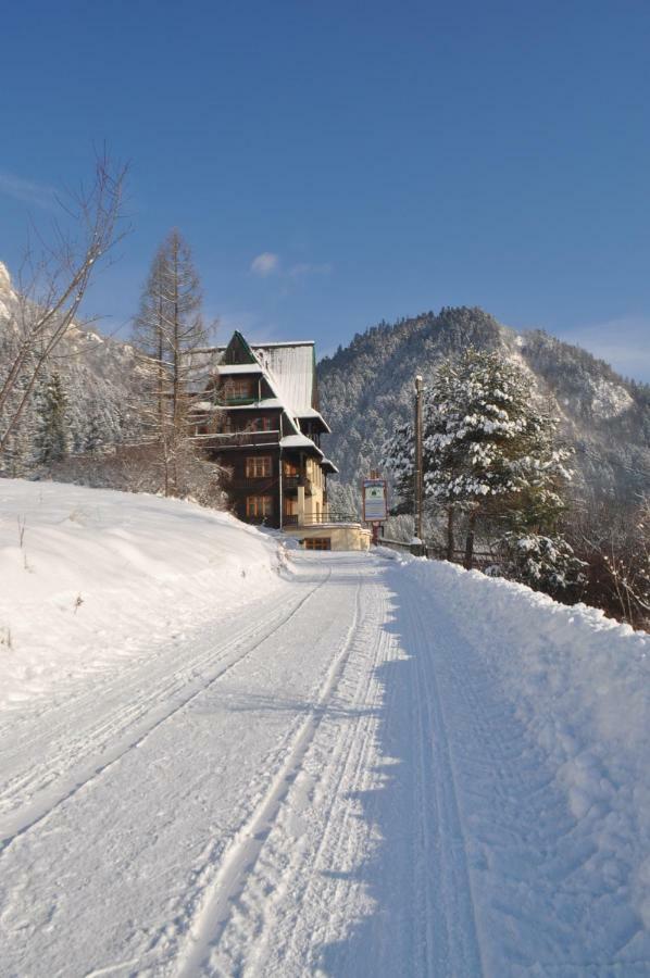 Schronisko Pttk Trzy Korony Bed and Breakfast Sromowce Niżne Εξωτερικό φωτογραφία